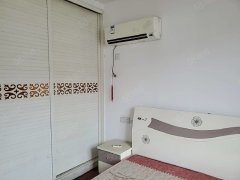 精装修2室百看百中提包入住
